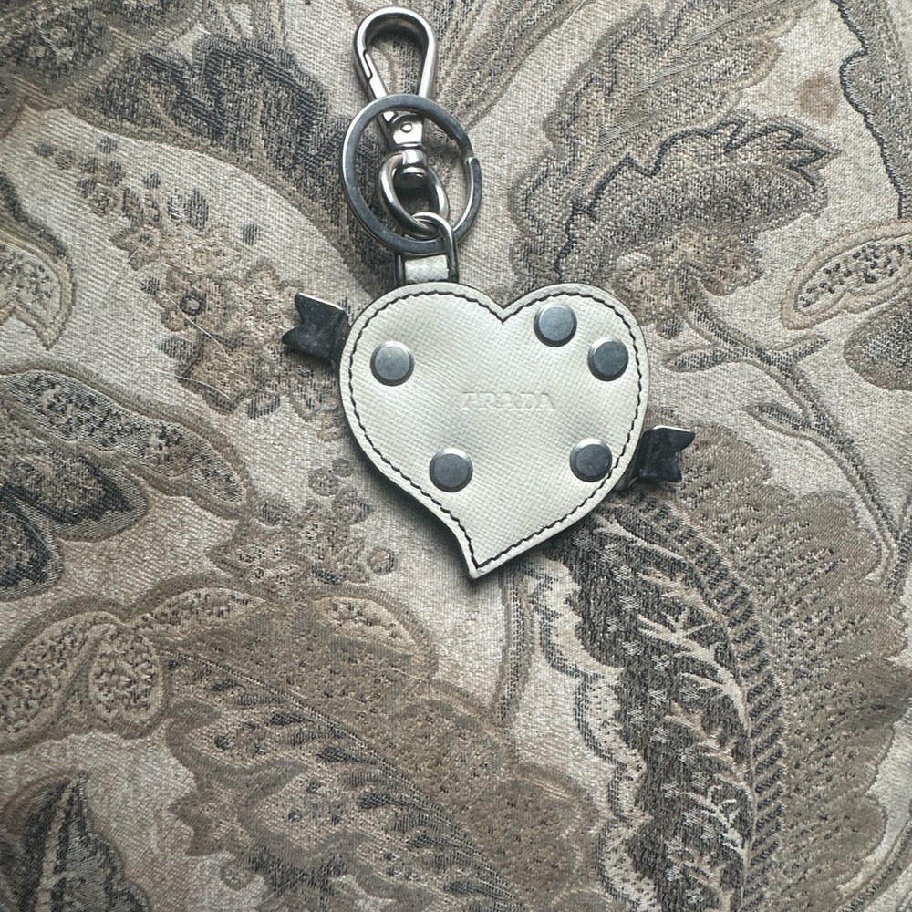 Auth. Prada Saffiano Leather Cream Heart Bag/Key Charm